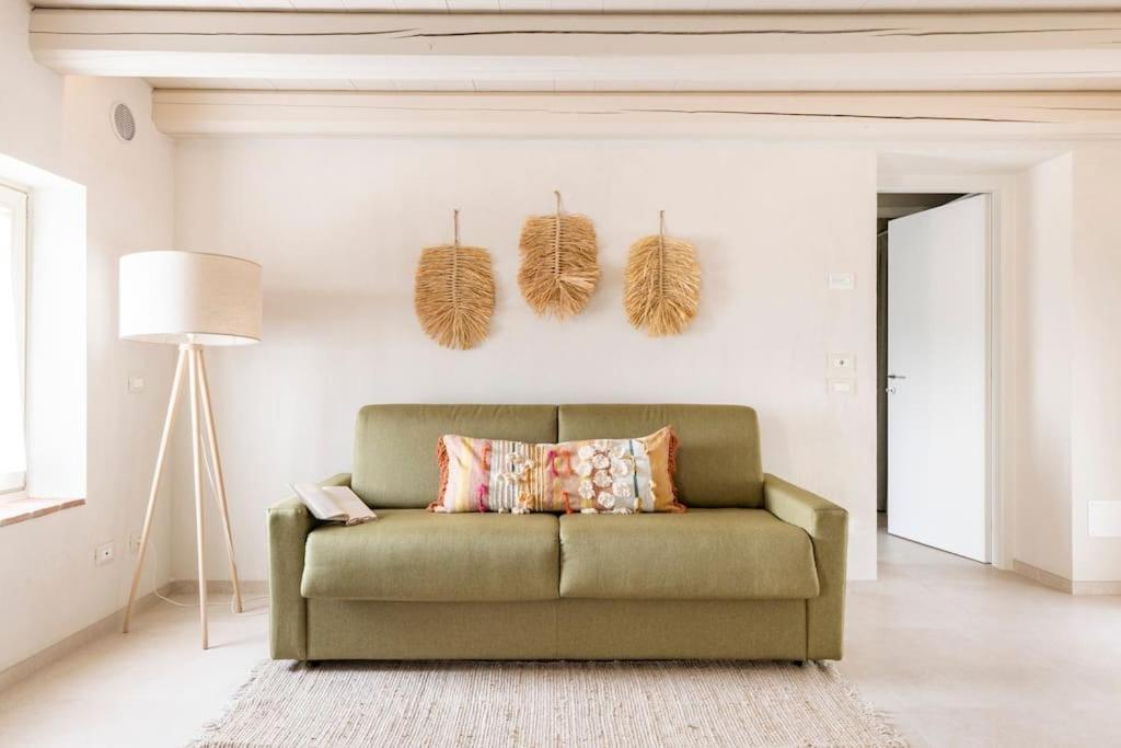 Verdeolivo 1876 - Apartments & Pool Mezzane di Sotto エクステリア 写真