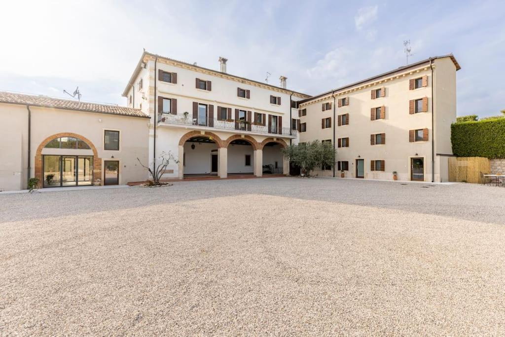 Verdeolivo 1876 - Apartments & Pool Mezzane di Sotto エクステリア 写真