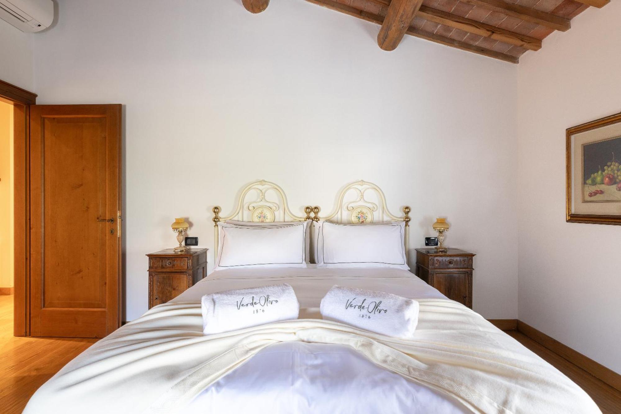 Verdeolivo 1876 - Apartments & Pool Mezzane di Sotto エクステリア 写真