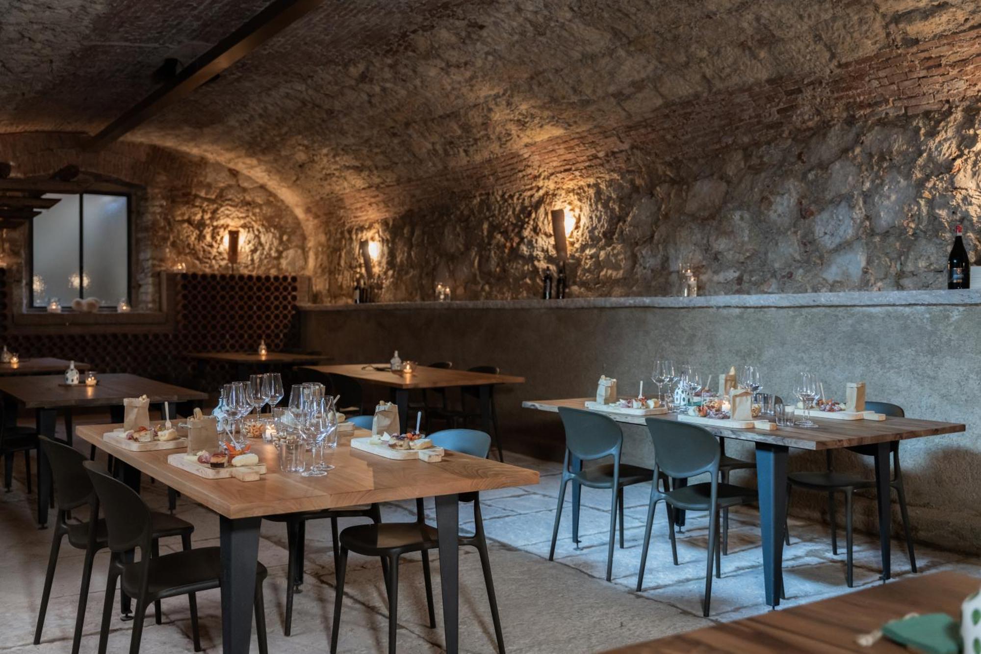 Verdeolivo 1876 - Apartments & Pool Mezzane di Sotto エクステリア 写真