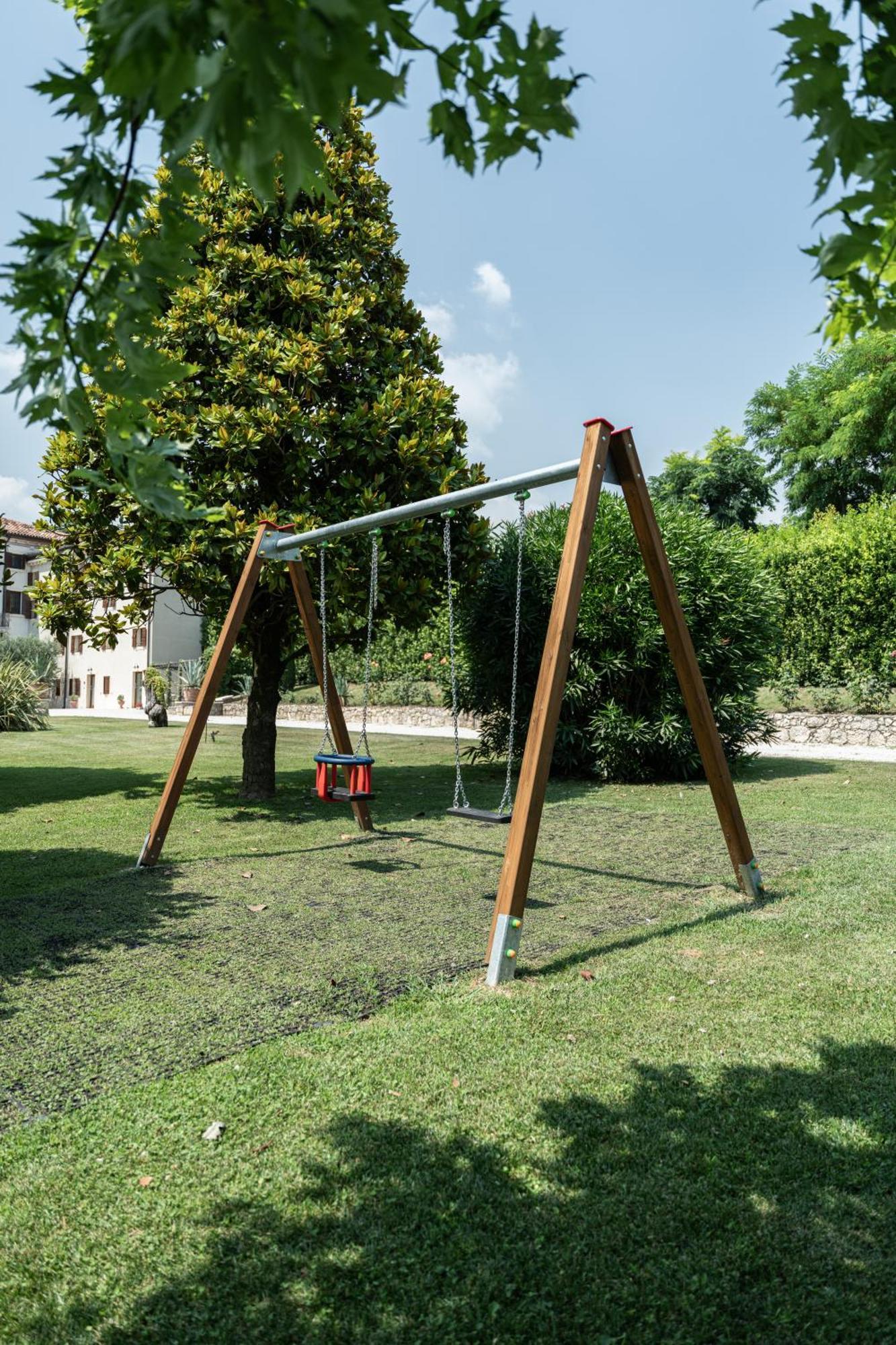 Verdeolivo 1876 - Apartments & Pool Mezzane di Sotto エクステリア 写真